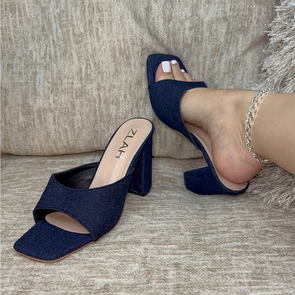 Women's Navy Block Heel Mules sizes 6, 7, 7.5, 8.5, 9.5, 10